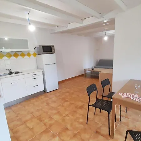 Naturiste Tikayan Petit Arlane 3* Valensole