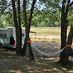 Κάμπινγκ Naturiste Tikayan Petit Arlane