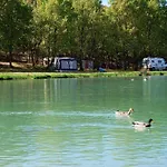 Κάμπινγκ Naturiste Tikayan Petit Arlane 3*