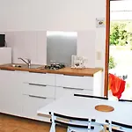 Kemp Naturiste Tikayan Petit Arlane 3*