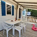 Naturiste Tikayan Petit Arlane Valensole