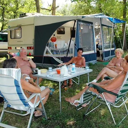 Camping Naturiste Tikayan Petit Arlane Valensole