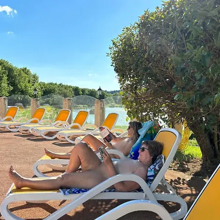 Campsite Naturiste Tikayan Petit Arlane Valensole