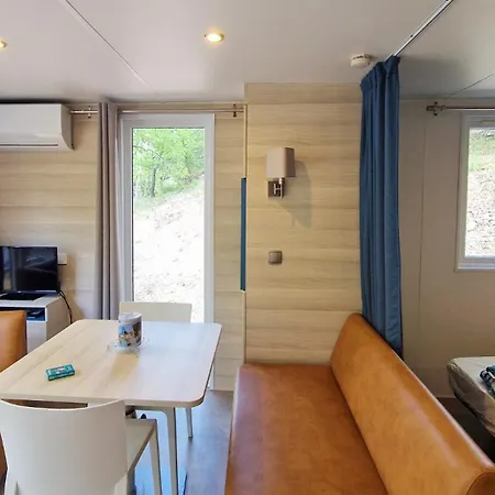 Naturiste Tikayan Petit Arlane 3* Valensole